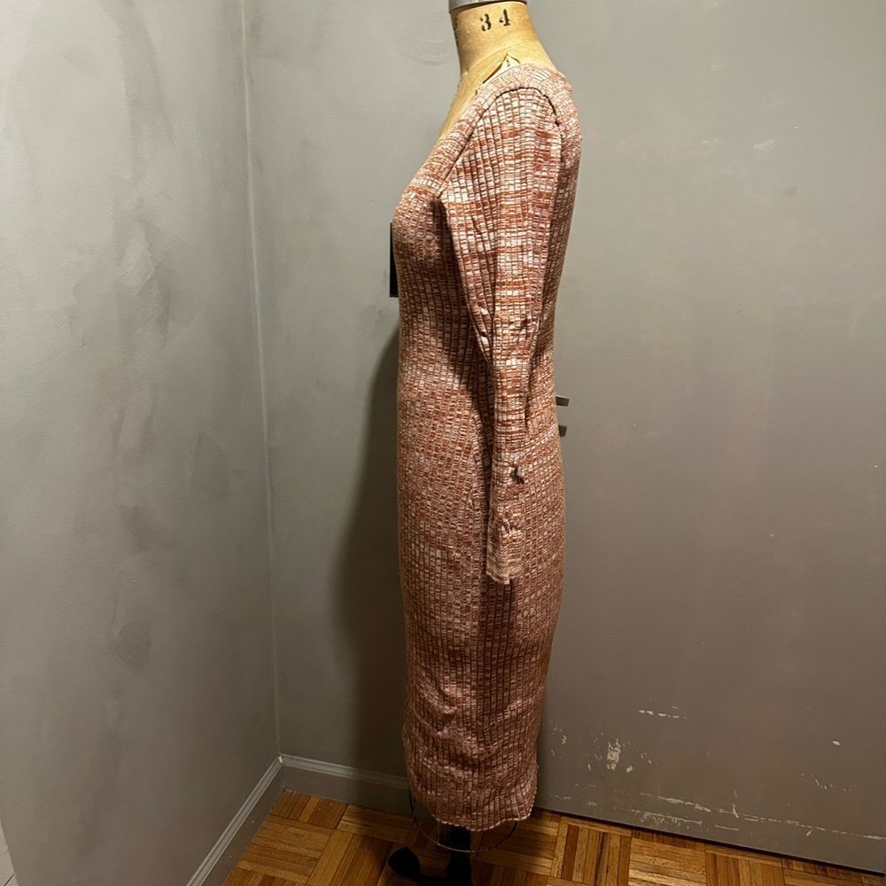 Spring knit dress - Picture 4 of 5